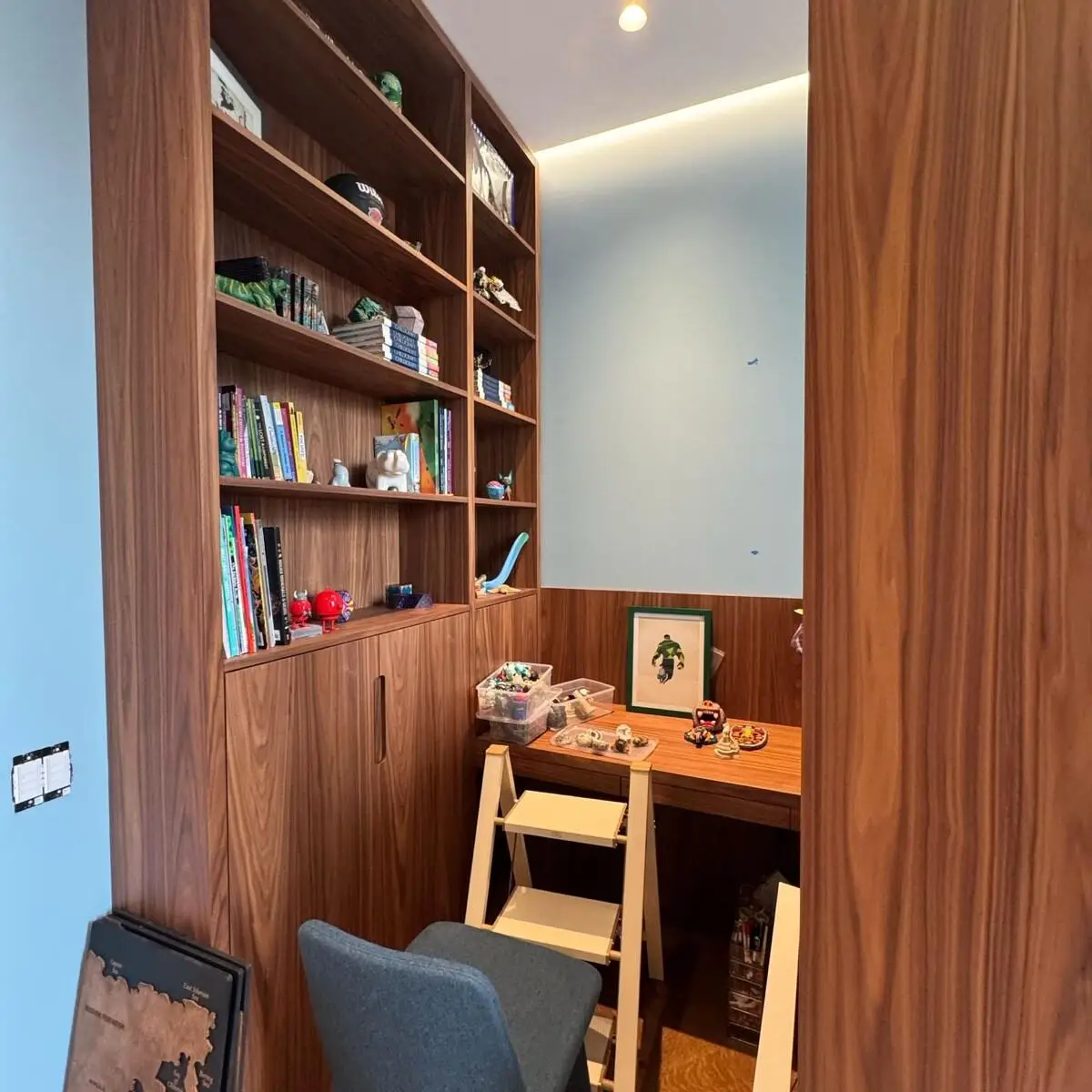 Custom millwork Kid's Desk